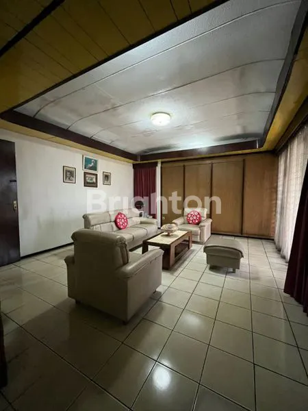 image RUMAH JL SETIABUDI JALAN UTAMA , LOKASI STRATEGIS AREA JL SUKAJADI ATAS DAN TRAFFIC LIGHT GEGER KALONG . (3)