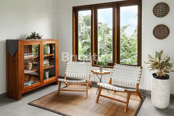 image VILLA ONE GATE SYSTEM FULLY FURNISHED DI NUANSA UDAYANA JIMBARAN (4)