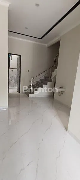 image RUMAH MEWAH 2 LANTAI DI MANYAR JAYA DEKAT GALAXY MALL (1)
