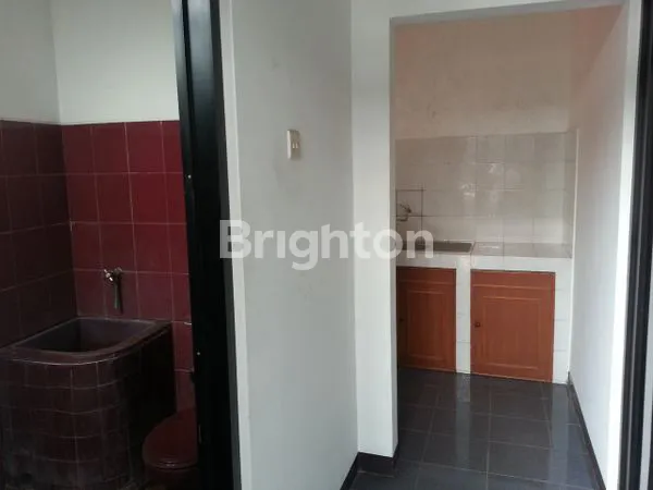 image JUAL MURAH RUKO LUAS 2 LT JL SWADAYA DUREN SAWIT (3)