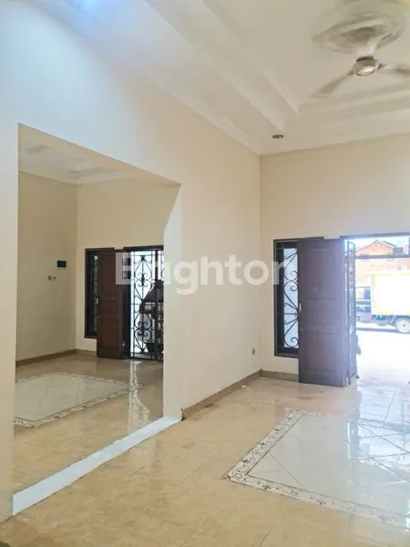 image RUKO KEMBAR 3LANTAI LOKASI PREMIUM JELAMBAR SIAP HUNI GROGOL PETAMBURAN JAKARTA BARAT (7)