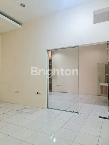 image RUKO KEMBAR 3LANTAI LOKASI PREMIUM JELAMBAR SIAP HUNI GROGOL PETAMBURAN JAKARTA BARAT (6)