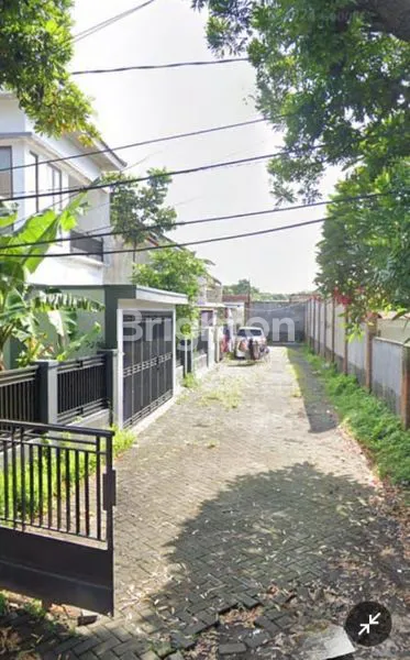 image RUMAH DI  JALAN WAHIDIN MALANG (2)