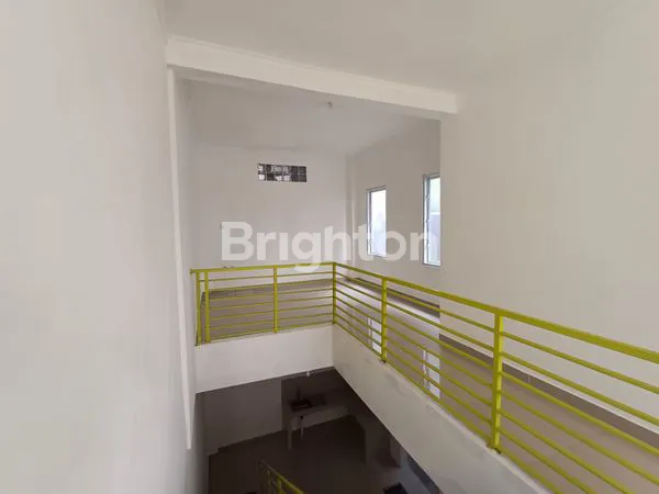 image HOT SALE – RUMAH CLUSTER 2 LANTAI DI SENTUL CITY | BEST PRICE  (4)