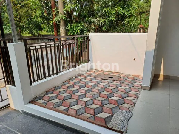 image HOT SALE – RUMAH CLUSTER 2 LANTAI DI SENTUL CITY | BEST PRICE  (3)