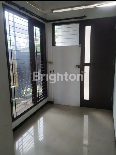 image RUMAH HOOK SUHAT DEKAT KOMERSIAL AREA (2)