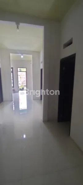 image RUMAH MURAH 2 LANTAI COCOK UNTUK INVESTASI DI KARANGPILANG SURABAYA LOKASI STRATEGIS (3)