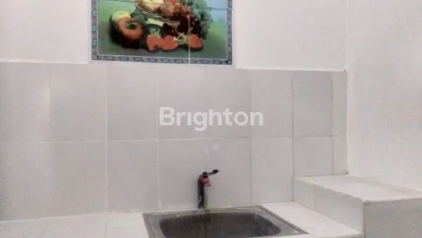 image RUMAH MURAH 2 LANTAI COCOK UNTUK INVESTASI DI KARANGPILANG SURABAYA LOKASI STRATEGIS (4)