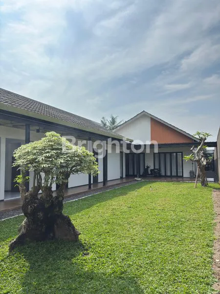 image RUMAH MEWAH DAN BESAR DI GENTAN YOGYAKARTA (6)