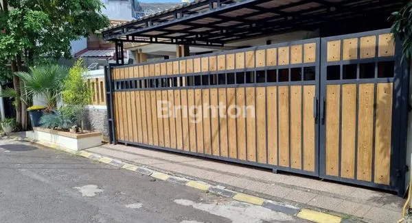 image RUMAH MEWAH LT 265 DI DUTA BINTARO (1)