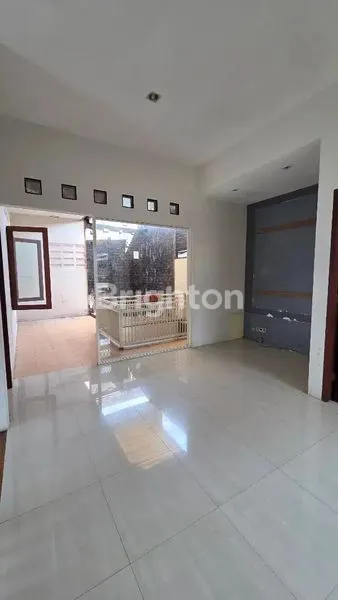 image JUAL RUMAH WISMA LIDAH KULON WIYUNG SURABAYA BARAT (2)
