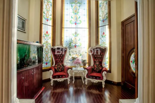 image RUMAH CLASSIC MEWAH PONDOK BLIMBING INDAH ARAYA (7)