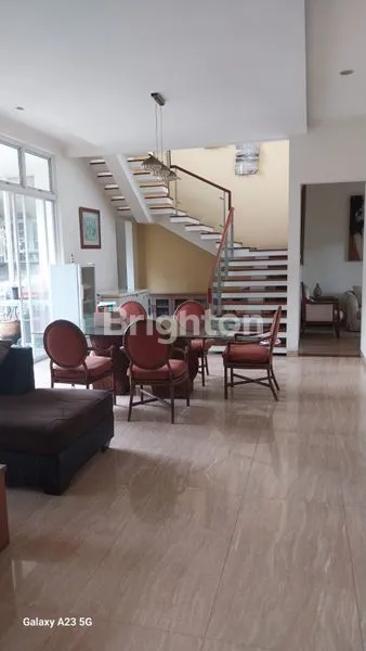 image RUMAH EXCLUSIVE BINTARO (1)