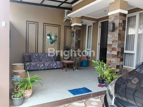 image RUMAH MINIMALIS SIAP HUNI FULL RENOVASI DI SAKURA REGENCY 2 (4)