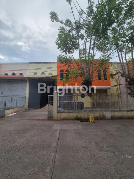 DISEWAKAN GUDANG DIKAWASAN PERGUDANGAN DEKAT BANDARA