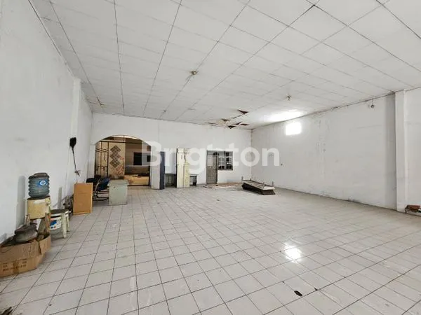 image RUANG USAHA STRATEGIS AREA MAJAPAHIT SEMARANG (3)