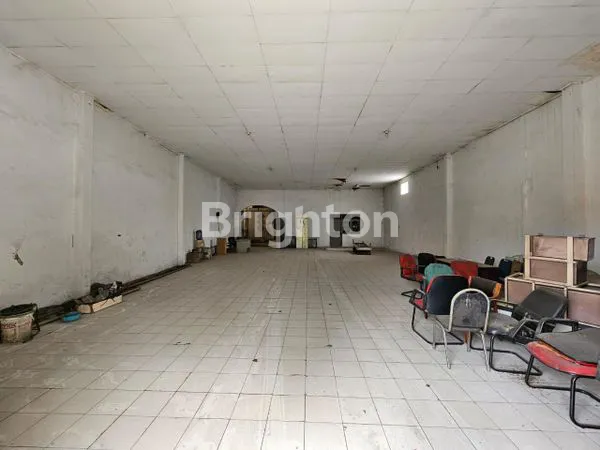 image RUANG USAHA STRATEGIS AREA MAJAPAHIT SEMARANG (4)