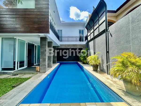 image VILLA MODERN SANGAT BAGUS ADA KOLAM RENANG TANAH LUAS 300M2 LEBIH KAWASAN GUNUNG SALAK DENPASAR  (5)