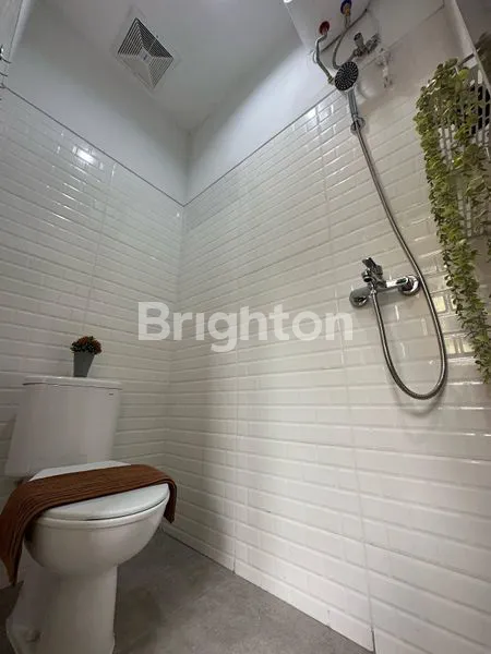 image RUMAH KOS JEMBATAN LIMA ROI TERTINGGI (8)