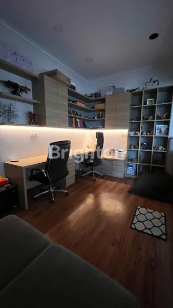 image JUAL RUMAH TAMAN HOLIS INDAH 2 (2)