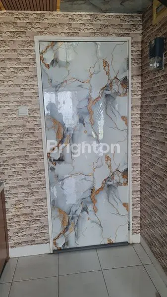 image DISEWAKAN APARTEMEN UC BARKLEY HIGH FLOOR  (3)