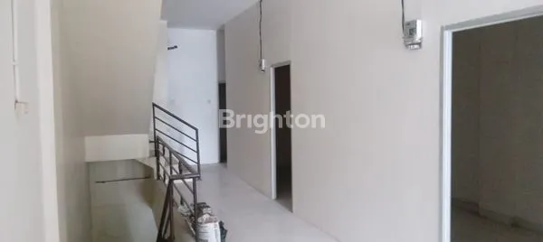 image RUKO 3,5 LANTAI DI BEKASI BARAT, SIAP HUNI & USAHA (2)