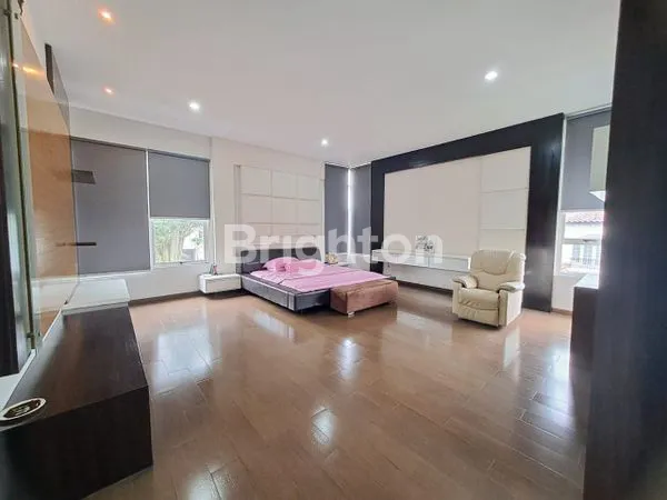 image DIJUAL RUMAH ISTIMEWAH BSD (7)