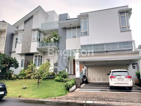image DIJUAL RUMAH ISTIMEWAH BSD (4)