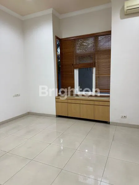 image DISEWAKAN RUMAH MEWAH DAN LUAS DI CIPINANG INDAH (6)