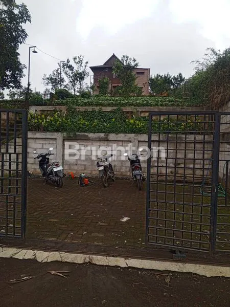 image DI JUAL CEPAT VILLA PLUS PERKEBUNAN  (8)