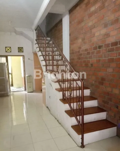 image JUAL CEPAT RUMAH NYAMAN DAN STRATEGIS DI VILLA NUSA INDAH 5, GUNUNG PUTRI, BOGOR (3)