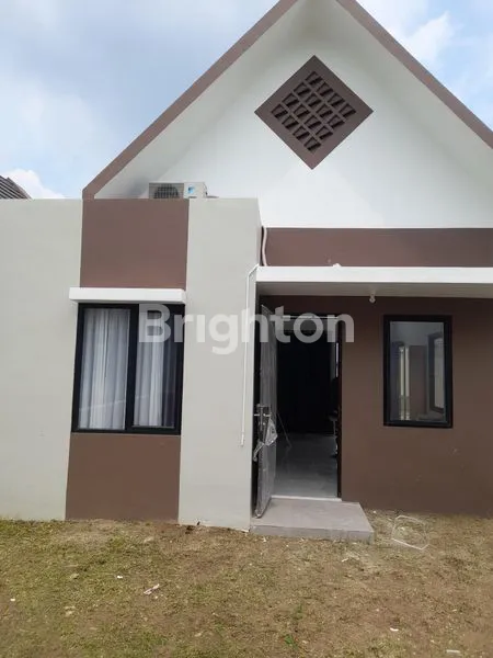 image DISEWA RUMAH PREMIUM CLUSTER BURGUNDY KOTA PODOMORO TENJO (1)