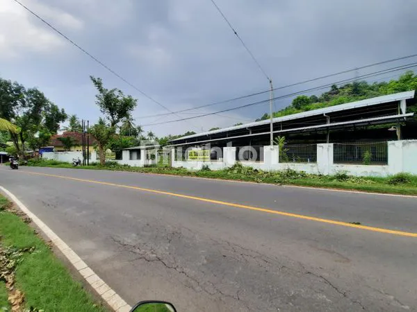 image TANAH BESERTA LAPANGAN FUTSAL 0 JALAN RAYA PANTURA BALI (3)