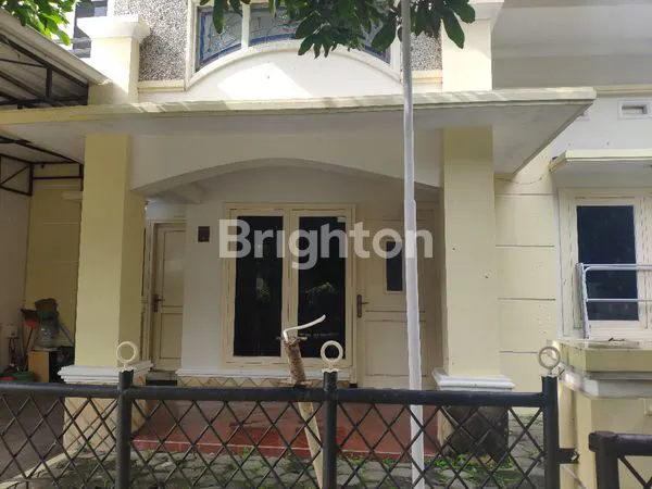 image RUMAH KT 6+1 FURNISHED PERMATA JINGGA (1)
