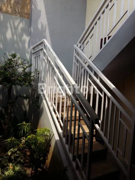 image RUMAH SIAP HUNI FULL FURNISHED 4 KT PERMATA JINGGA  (7)