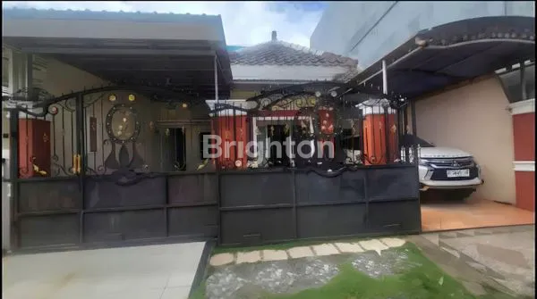 image DIJUAL RUMAH DI GRIYA SHANTA AREA SUHAT SELANGKAH KE AREA KOMERSIAL SELANGKAH KE UNIVERSITAS KAMPUS TERBAIK DI KOTA MALANG (1)