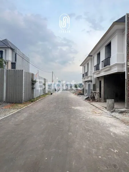 image RUMAH CANTIK DI CILANDAK JAKARTA SELATAN BANGUNAN BARU (6)