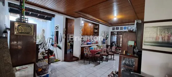 image HUNIAN STRATEGIS DEKAT UI & TOL (8)