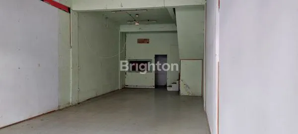 image RUKO 3 LANTAI STRATEGIS DI PEKANBARU (5)