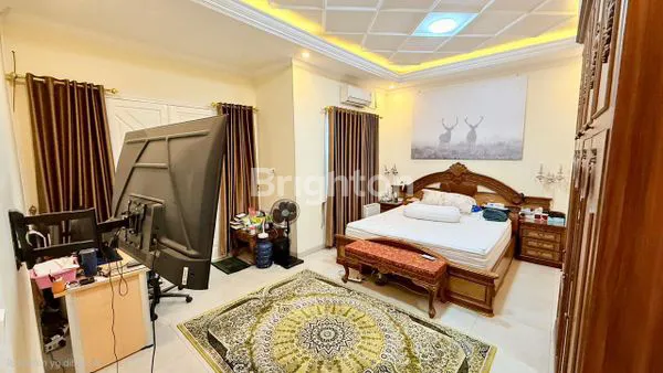 image DIJUAL RUMAH MEWAH HOOK DI GALAXY BEKASI (6)