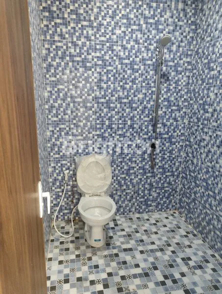 image RUMAH SHM 200M², 3+1 KT, BISA KPR (8)