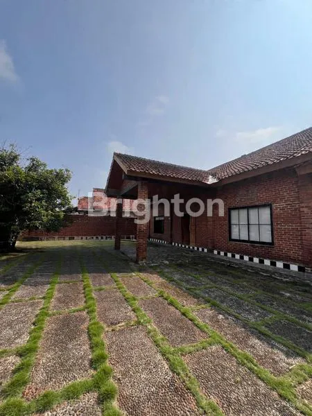 image VILLA ESTETIK SUKABUMI (2)