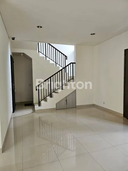 image RUMAH 2 LANTAI SIAP HUNI DI THE EMINENT BSD (4)