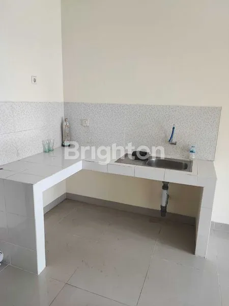 image DISEWAKAN  RUMAH 3KT SIAP HUNI DI CLUSTER BARONI, SUMMARECON GADING SERPONG (3)