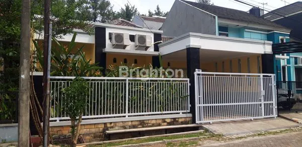 RUMAH GRIYA LOKA BSD CITY TANGERANG SELATAN