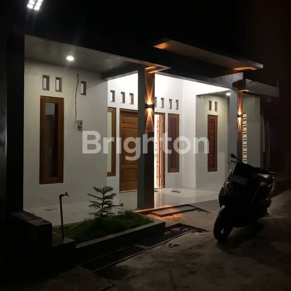 image RUMAH MINIMALIS DEKAT RINGROAD UTARA MOJOSONGO  (5)