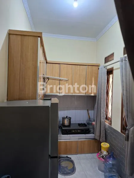image DIJUAL CEPAT RUMAH CANTIK 2 LANTAI (BUTUH UANG )  (5)