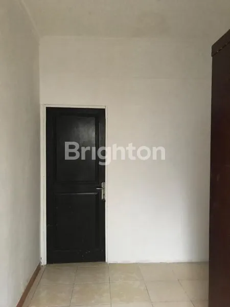 image RUMAH 2 LANTAI LT 90 DI BUKIT GOLF (3)