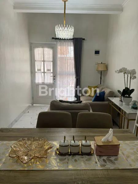 image RUMAH CANTIK+SEMI FURNISHED RAPI &: TERAWAT STRATEGIS DEKAT JLN UTAMA SOEKARNO HATTA DI CLUSTER EL MANSION, ARCAMANIK BANDUNG  (3)