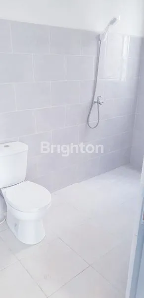 image RUMAH BARU 2 LANTAI DI PONDOK JAGUNG, SIAP HUNI (7)